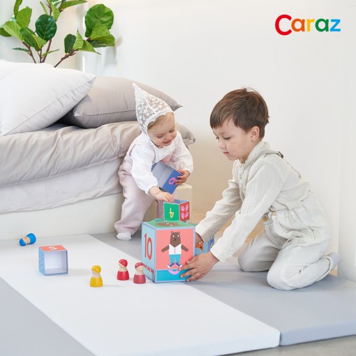 caraz playmat