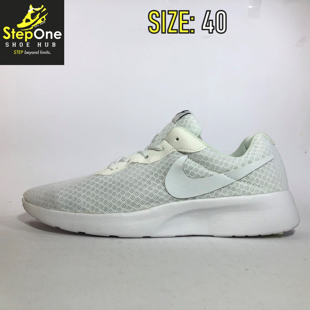 nike tanjun 42.5