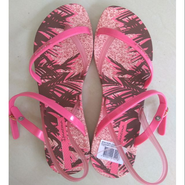 ipanema pink sandals