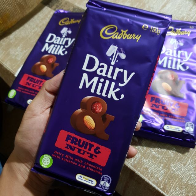 Cadbury Fruit and Nut Milk Chocolate Bar 180g | Shopee Philippines