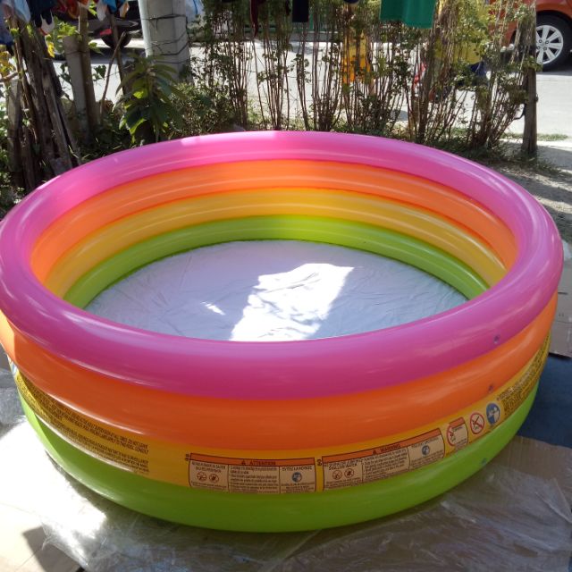 yellow kiddie pool