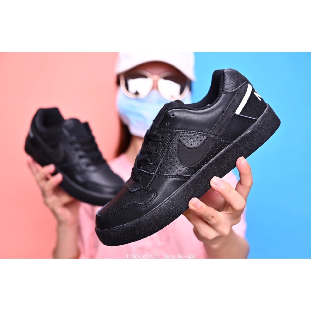 nike sb delta force triple black