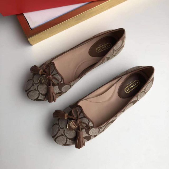 coach flats