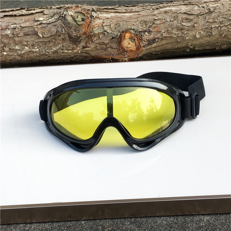 ski goggles with fan