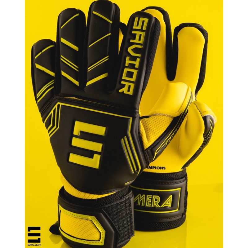 savior goalkeeper gloves