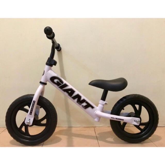 giant balance bike