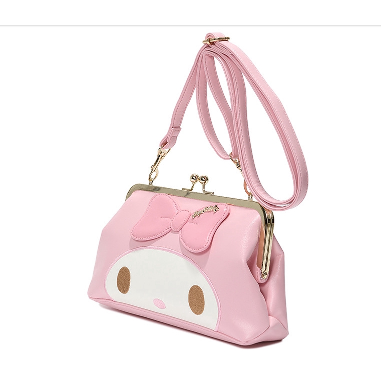 pink small shoulder bag