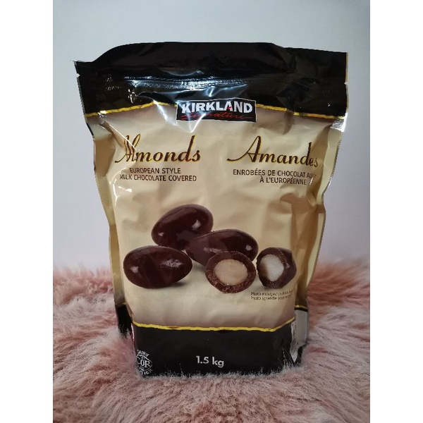 Kirkland Signature Milk Chocolate Almonds, 1.5 Kilogram Shopee
