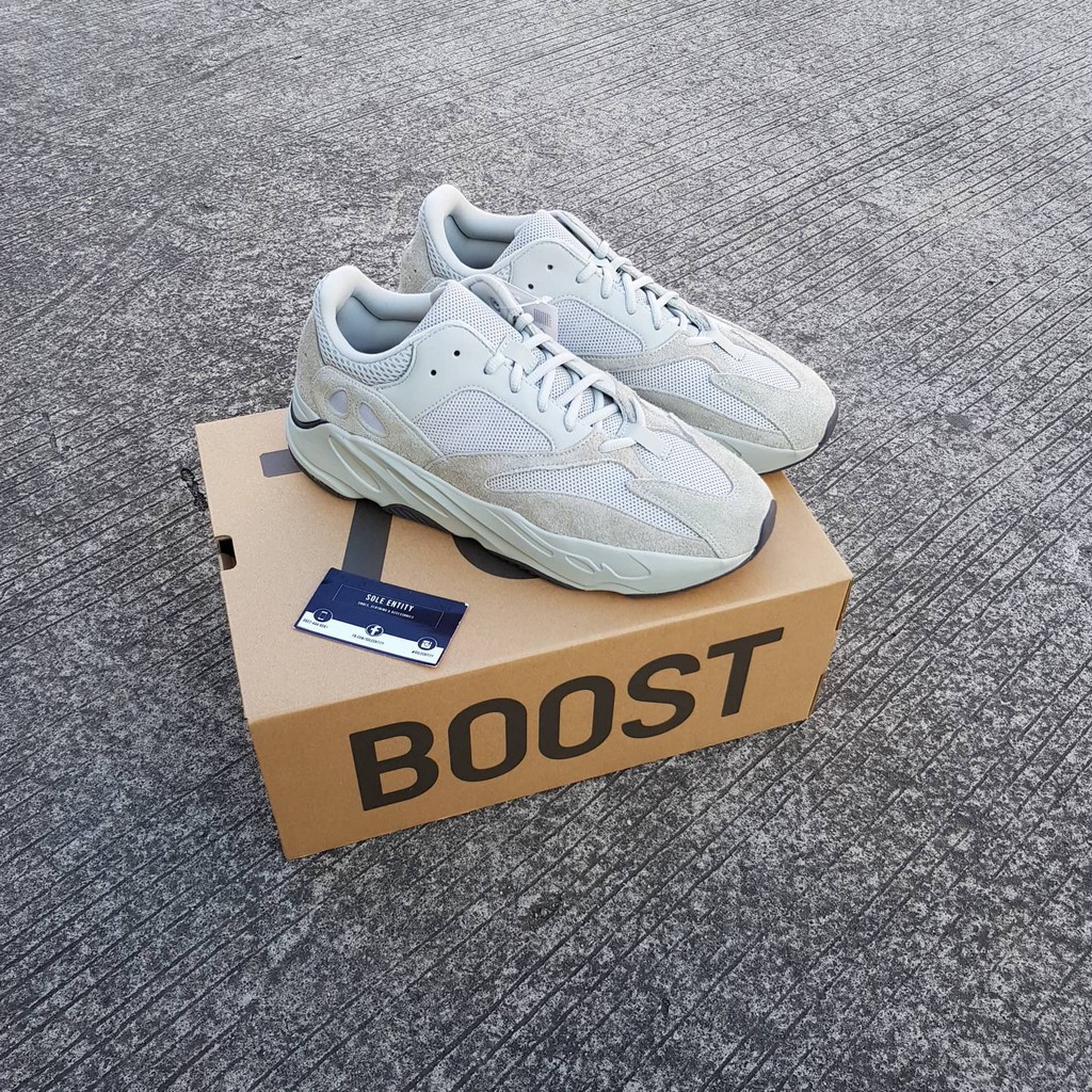adidas yeezy 700 v2 salt