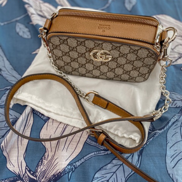 gucci tan camera bag