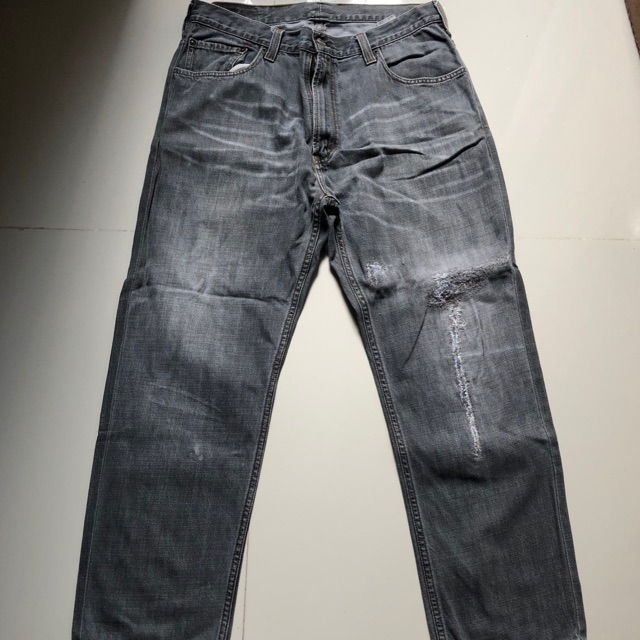 Levi’s Tattered Jeans / W:32” L:40” / Preloved | Shopee Philippines