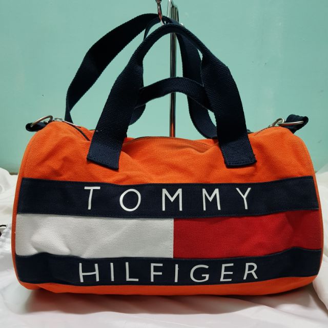 tommy hilfiger travel duffle bag