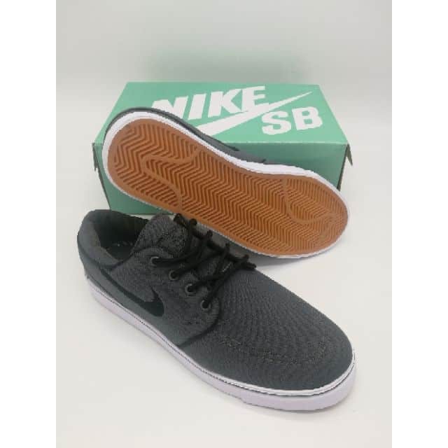 the van nike