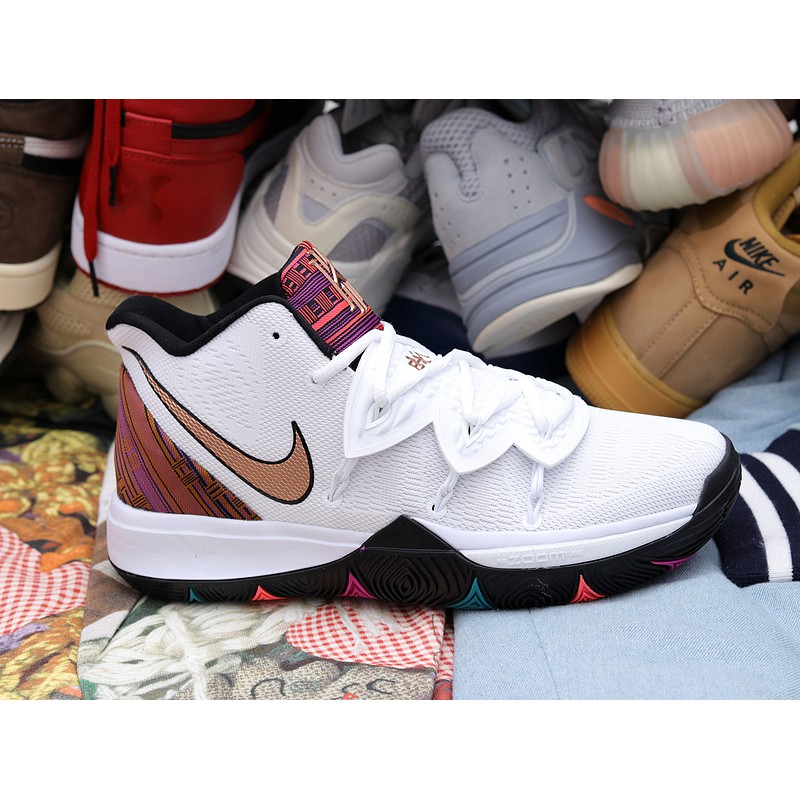 kyrie 5 bhm shoes