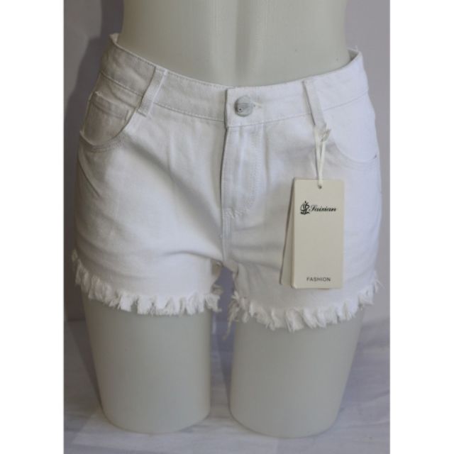 white maong shorts