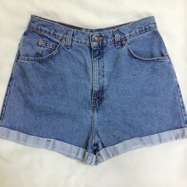 levi's high rise shorts