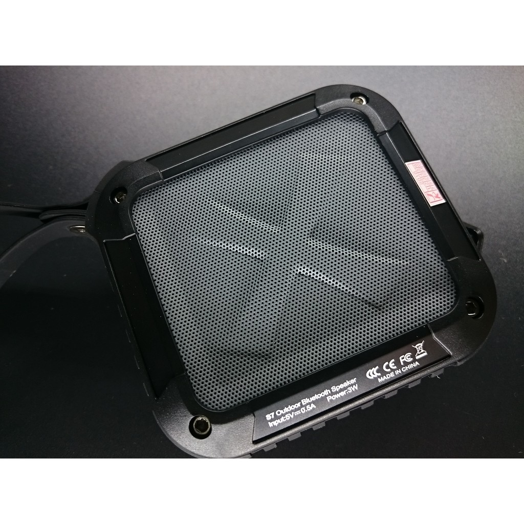 s7 outdoor bluetooth speaker
