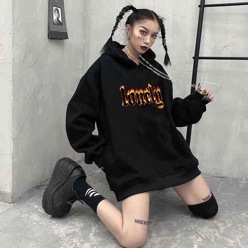 black loose hoodie