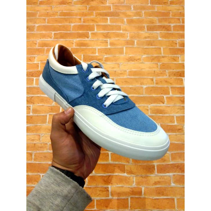 world balance skate shoes