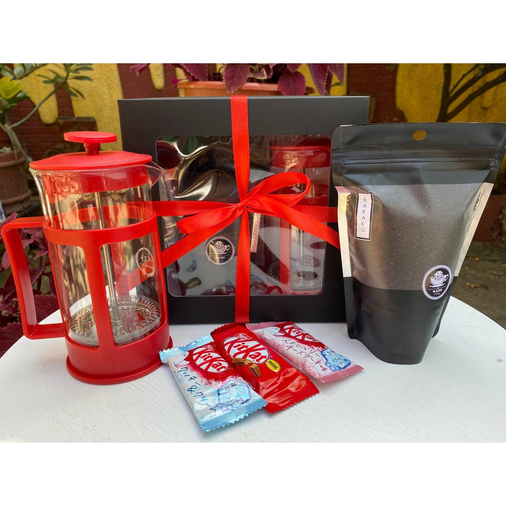 Red Gift Set Bundle (Coffee Press, Coffee Grounds and