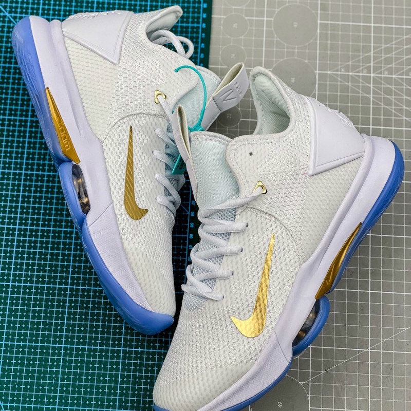 lebron james shoes witness 4