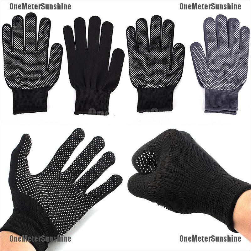 OMS 2pcs Heat Proof Resistant Protective Gloves for Hair Styling Tool
