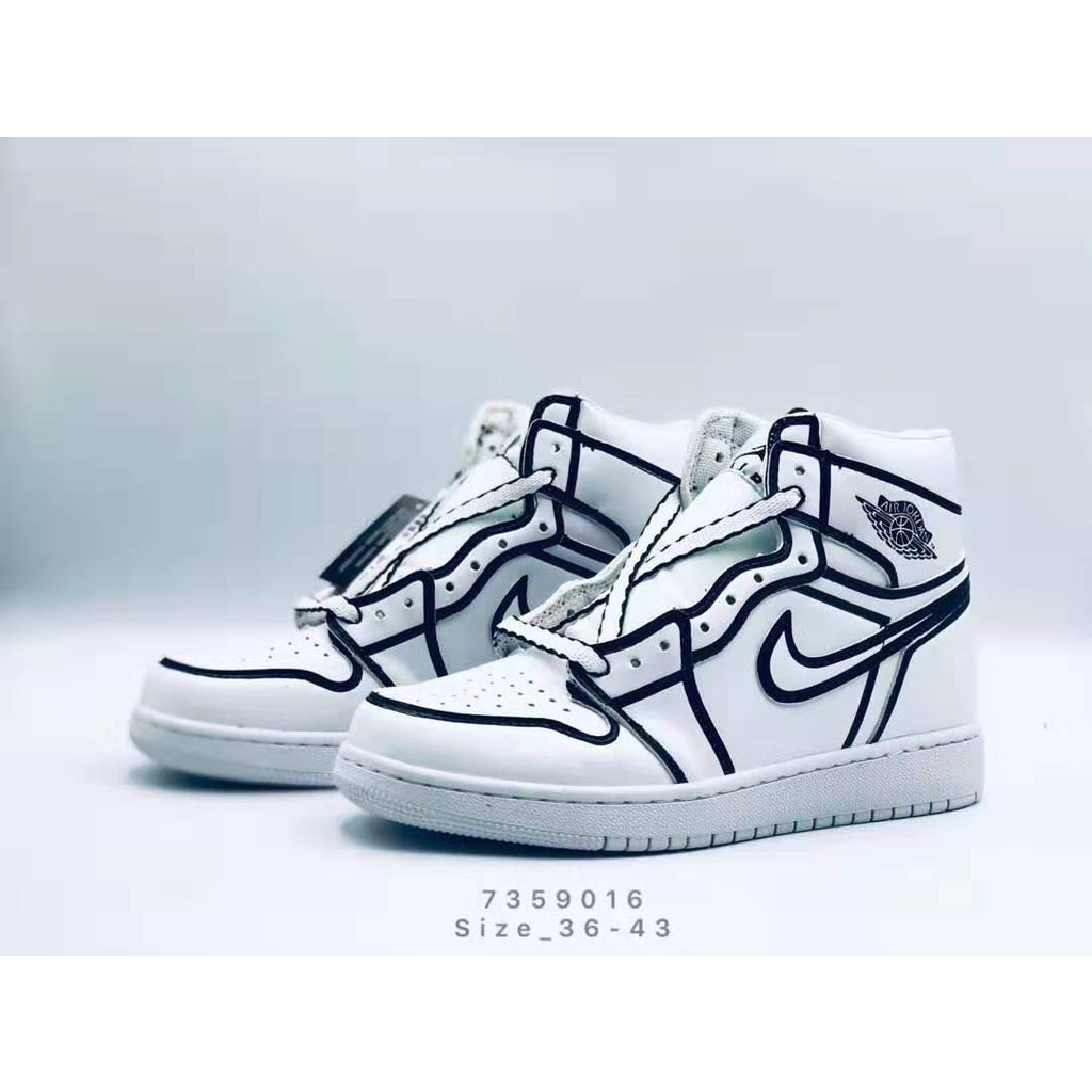 white high top basketball shoes