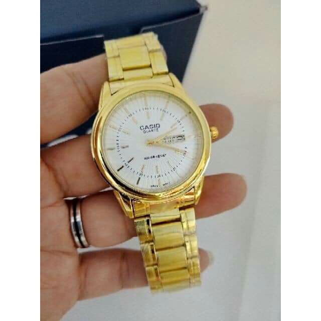 casio round gold watch