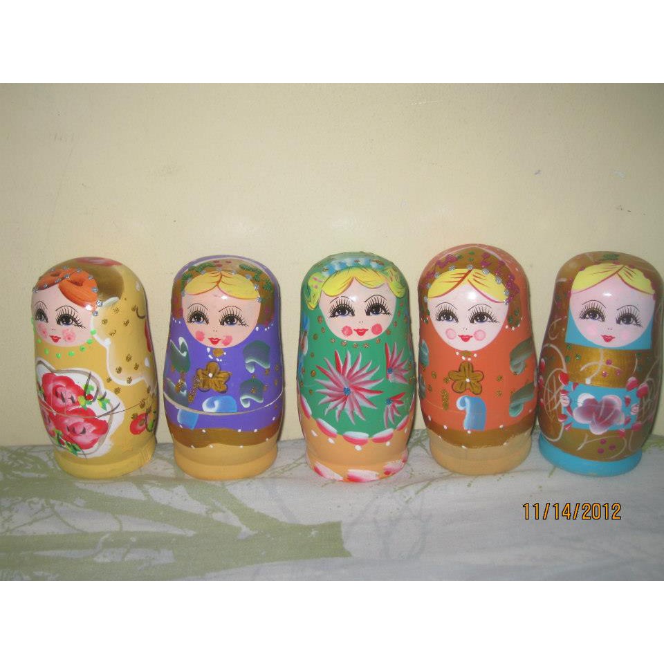 buy matryoshka dolls