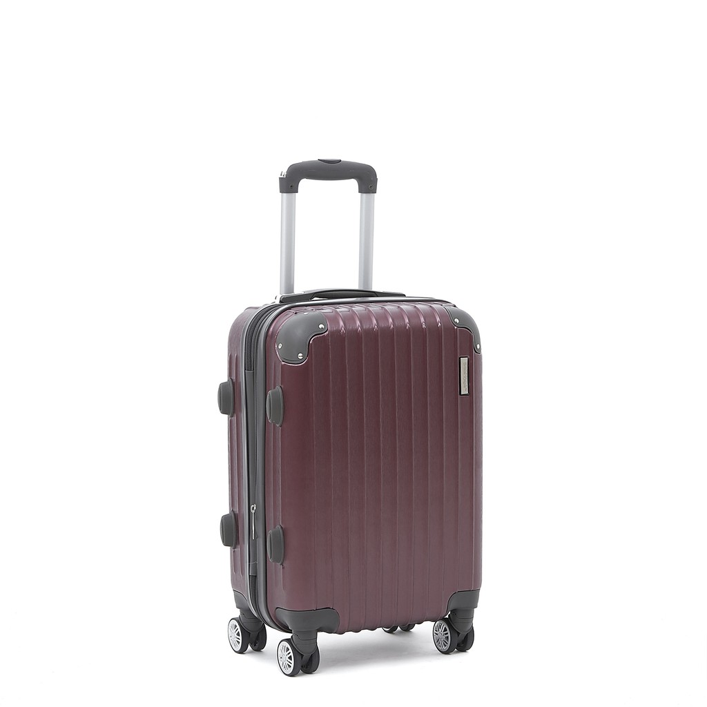 20 inch suitcase size
