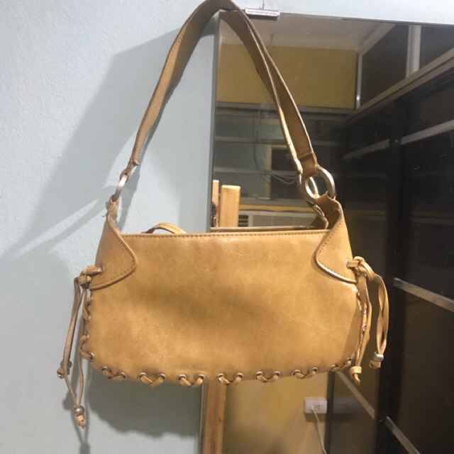 kenneth cole reaction leather bag