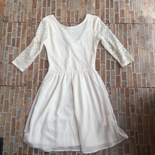 h&m white dress with buttons