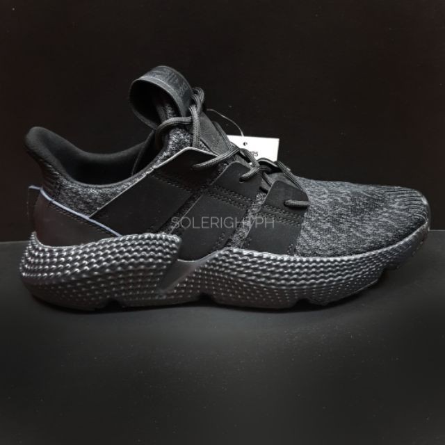 triple black prophere