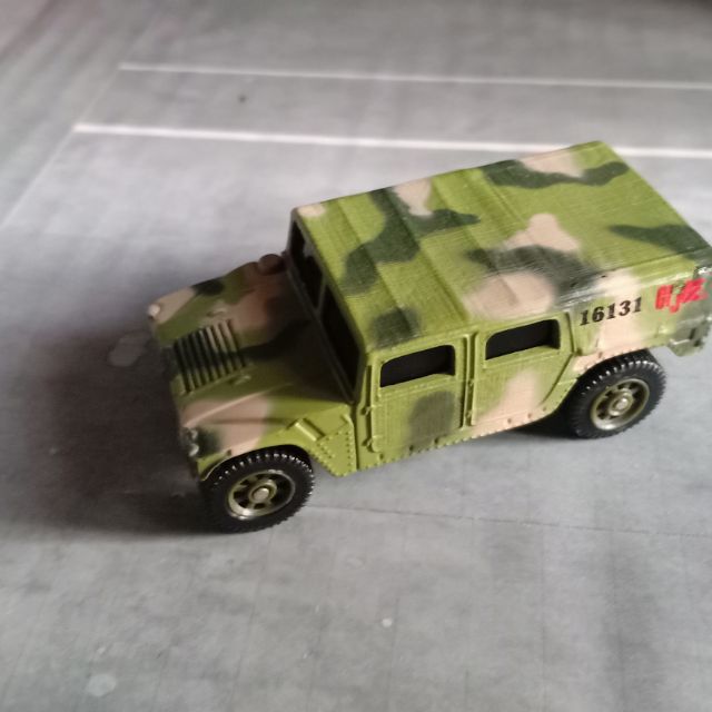 maisto humvee