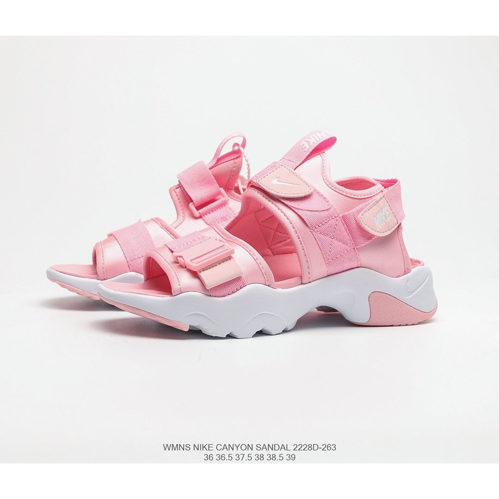 nike velcro sandals womens