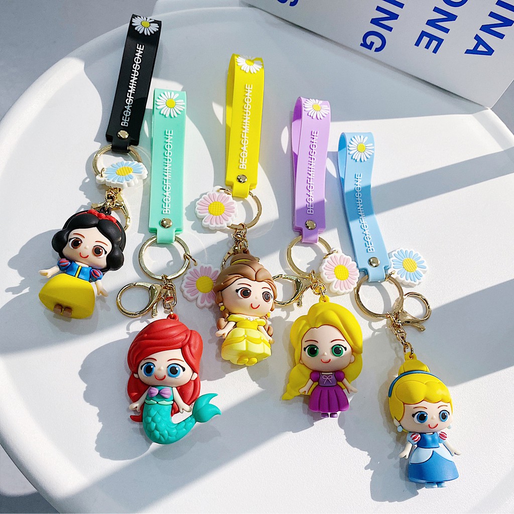 Great Gift! Disney Princess Snow White lucite Keychain 