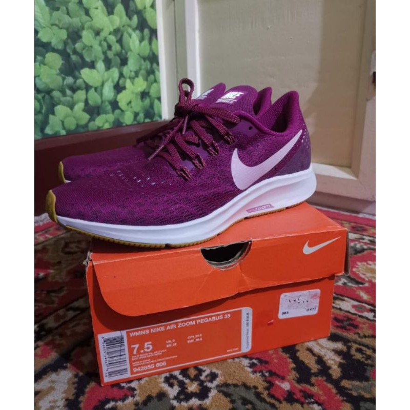 nike original shoes starting price