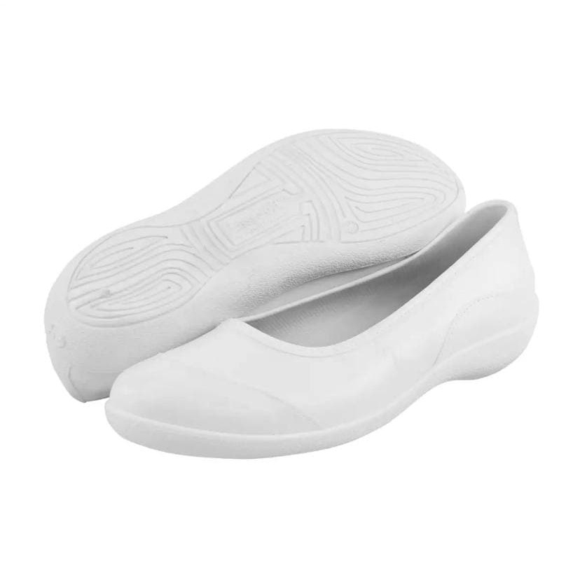 easy soft white shoes