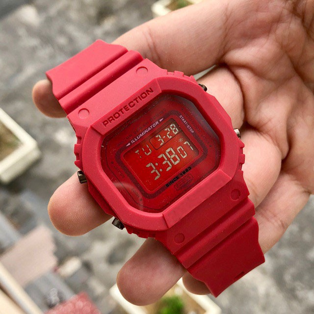 digital watch for men price