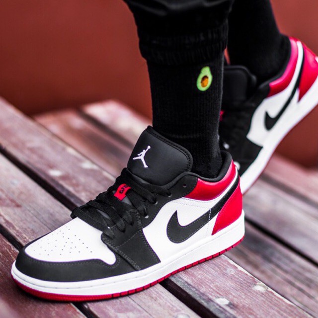 Air Jordan 1 Low Black Toe On Feet Online Shopping