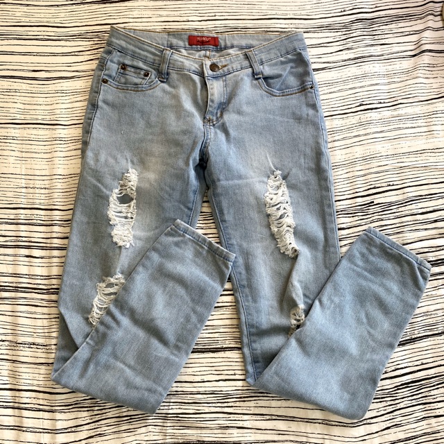nice ripped skinny jeans