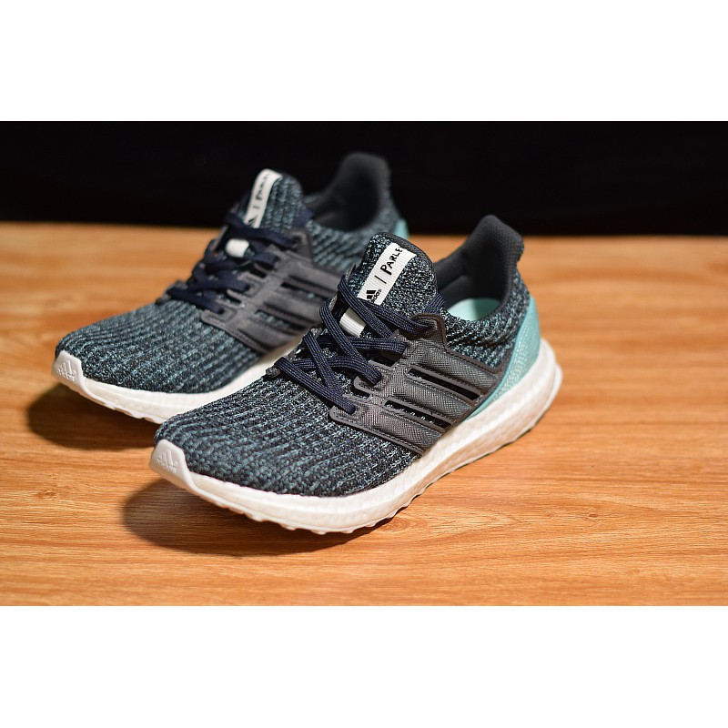adidas Men's Ultra Boost Sportsmans Warehouse