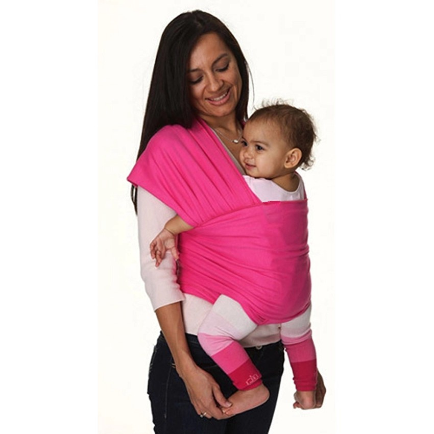 breastfeeding in stretchy wrap