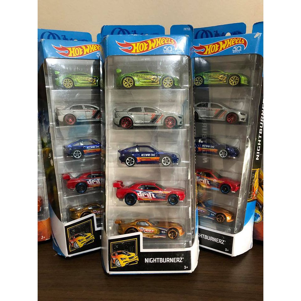 hot wheels 5 car gift pack