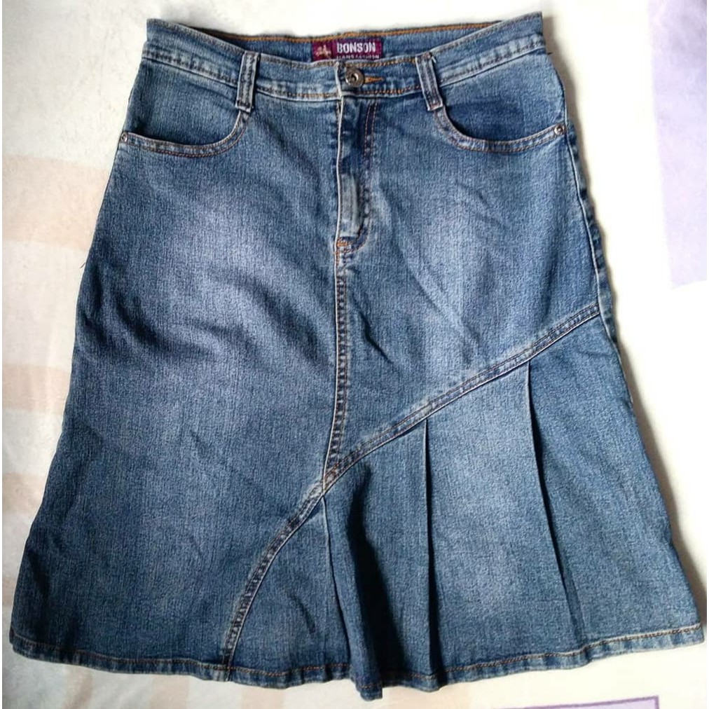 Denim Skirt (Size 26\