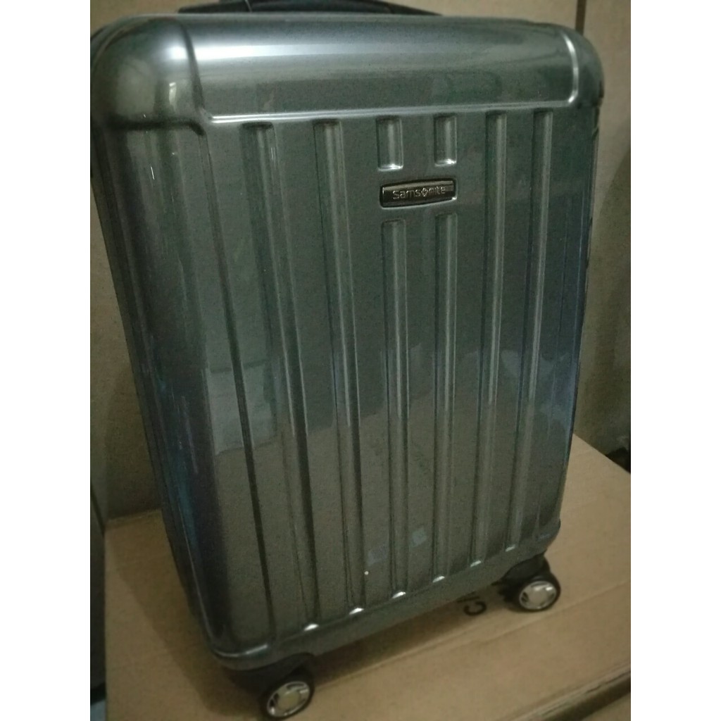 samsonite hand carry