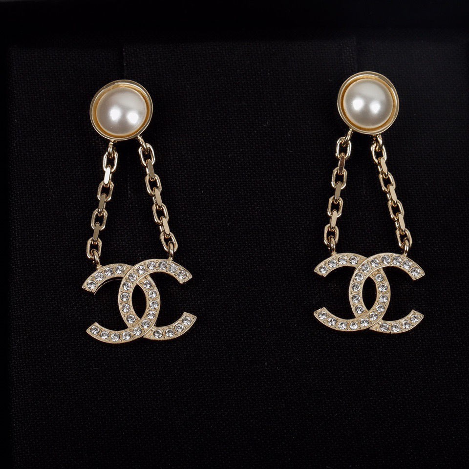 CHANEL earrings handmade custom gift box packaging | Shopee Philippines