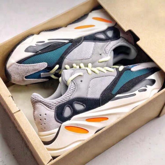 yeezy 700 shopee
