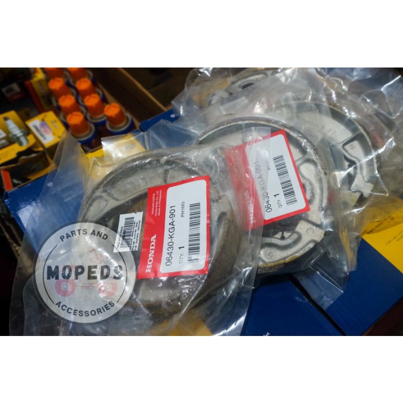 honda genuine brake shoe for honda beat v1 v2 click v1 v2 125 150 and PCX Shopee Philippines