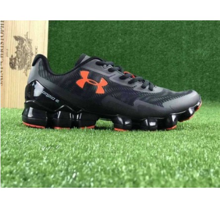 under armor non slip shoes